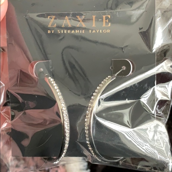 Accessories - Play it by ear Zaxie Stefanie Taylor Earrings